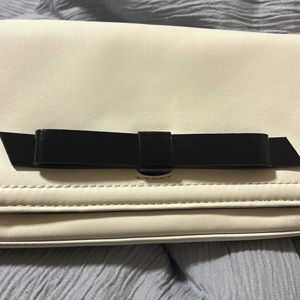 Kate Spade New York Cream Leather & Black Bow Tie Clutch